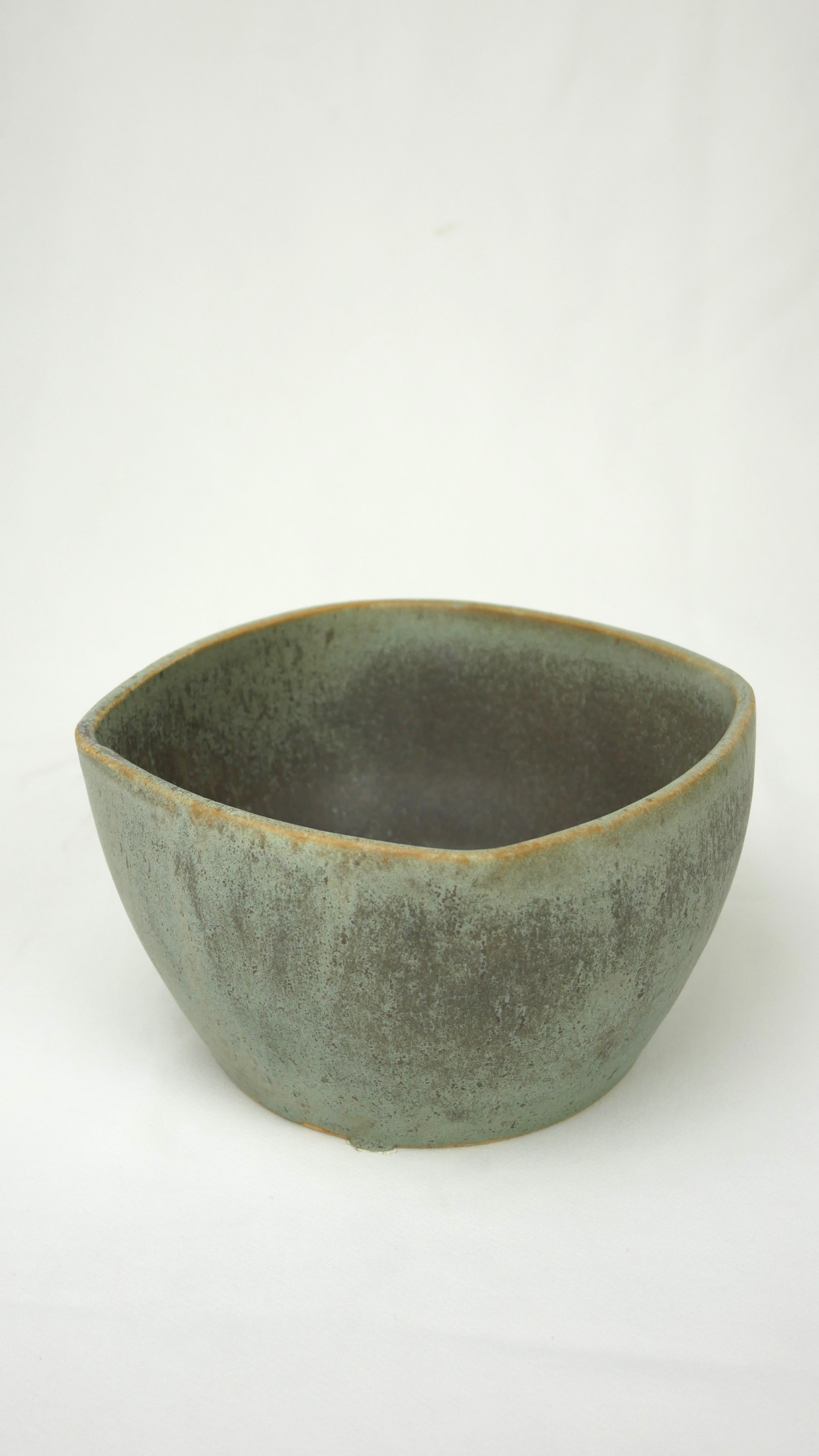 Squared bowl